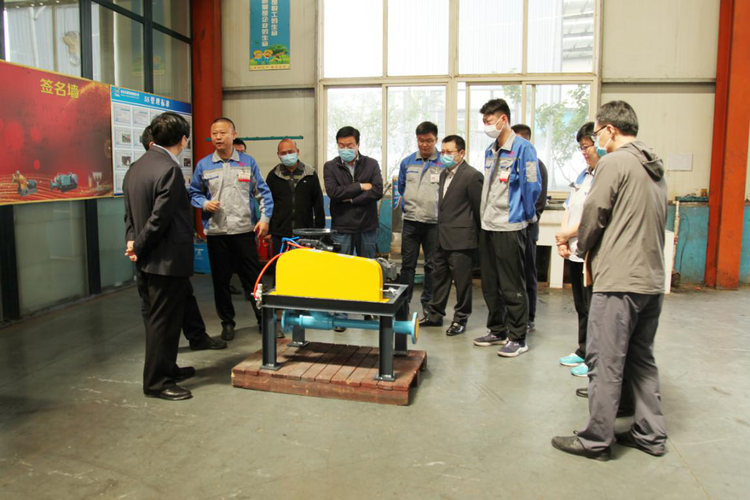 “氣力輸送連續(xù)供料關(guān)鍵設(shè)備”科技成果評價會在章丘豐源隆重舉行